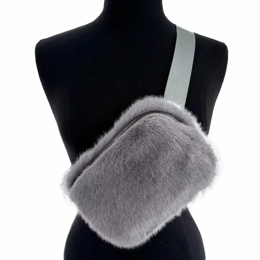 The Cashmere Project FAUX FUR Fuzzy Belt Bag Fanny Pack Gray Siper Soft NEW